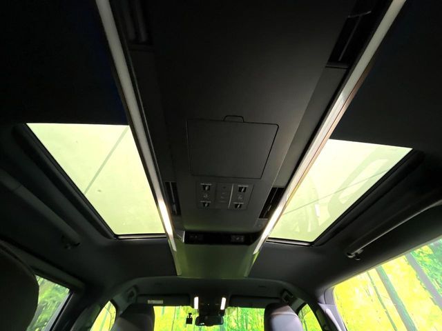 TOYOTA ALPHARD hybrid 4WD 2024