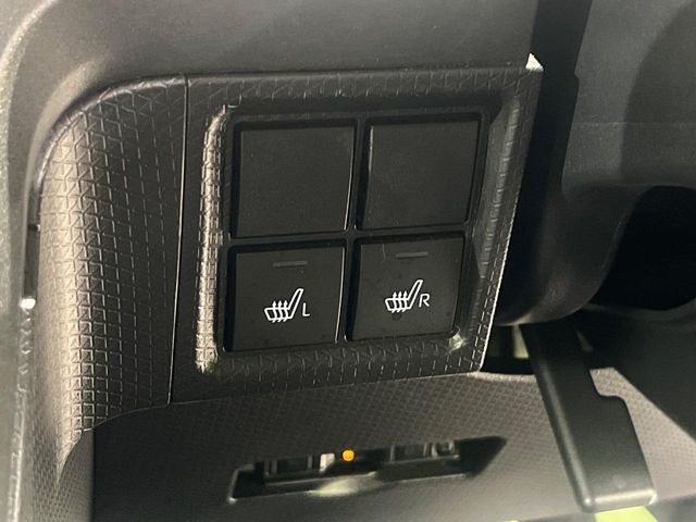 DAIHATSU TANTO 4WD 2021