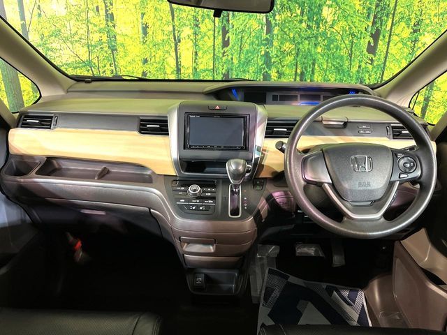 HONDA FREED 4WD 2017