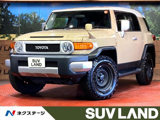 TOYOTA FJ CRUISER 4WD 2016