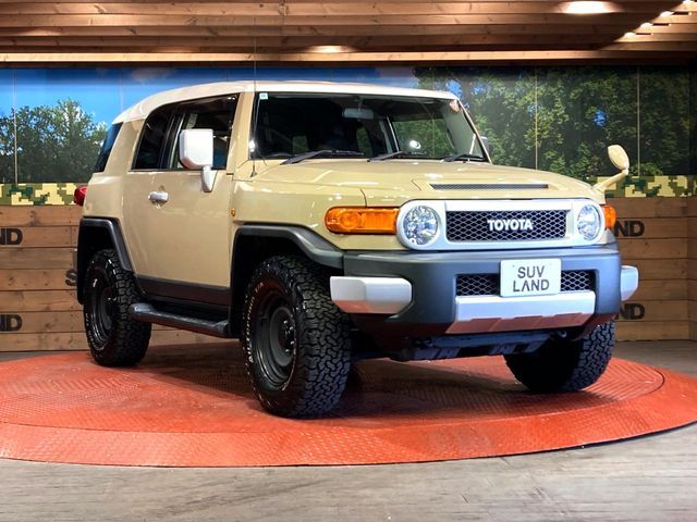 TOYOTA FJ CRUISER 4WD 2016