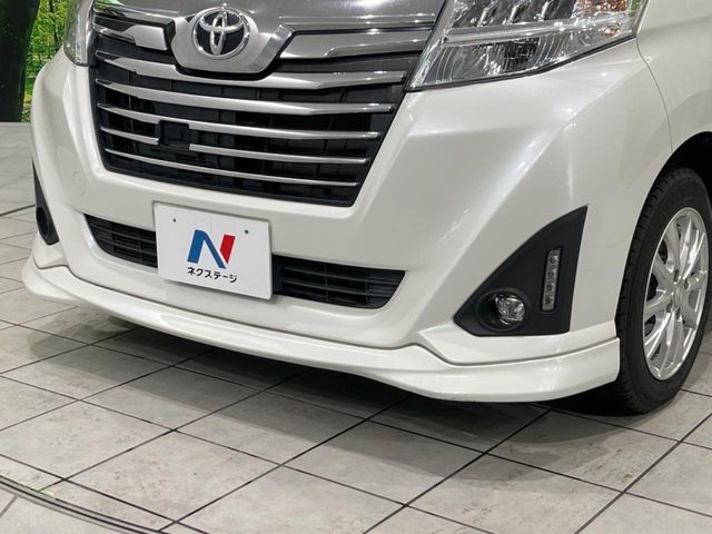 TOYOTA ROOMY 4WD 2017