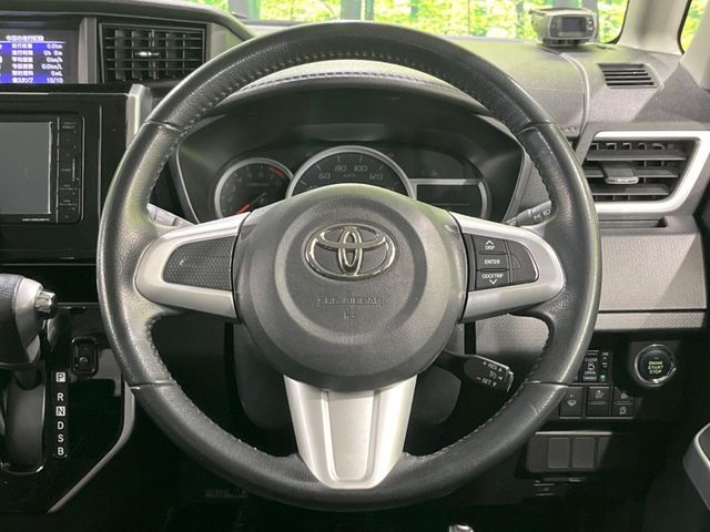 TOYOTA ROOMY 4WD 2017