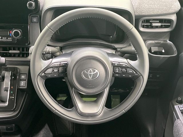 TOYOTA SIENTA 2025