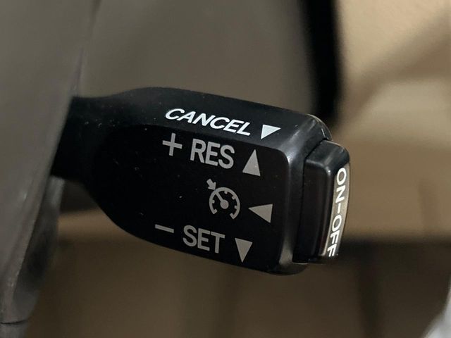 TOYOTA ALPHARD hybrid 4WD 2013