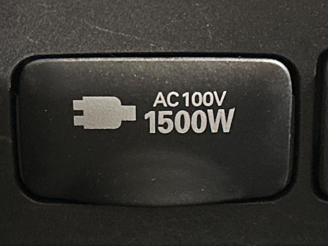 TOYOTA ALPHARD hybrid 4WD 2013