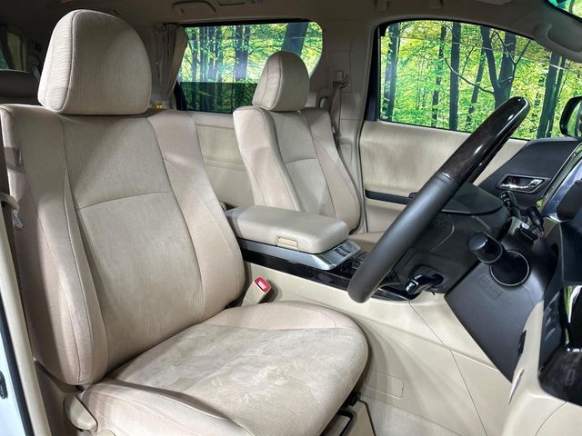 TOYOTA ALPHARD hybrid 4WD 2013