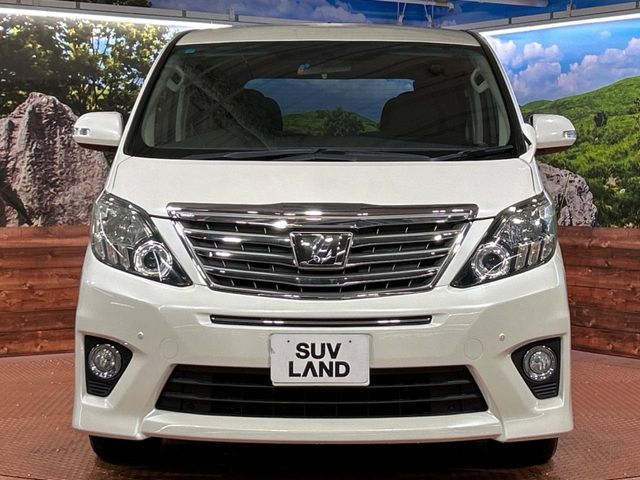 TOYOTA ALPHARD 2013