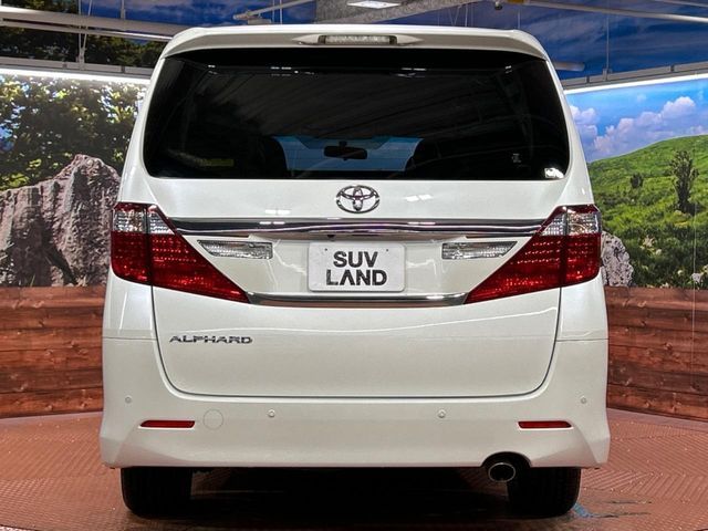 TOYOTA ALPHARD 2013