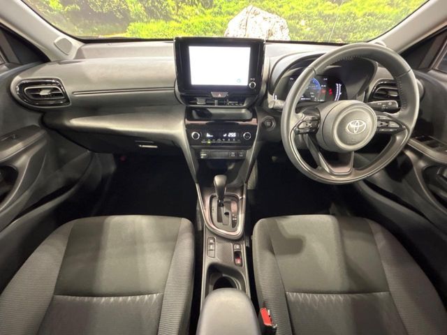 TOYOTA YARIS CROSS 2025