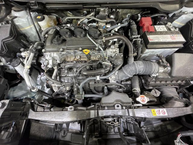 TOYOTA YARIS CROSS 2025