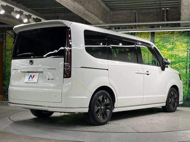 HONDA STEPWAGON e:HEV SPADA 2023