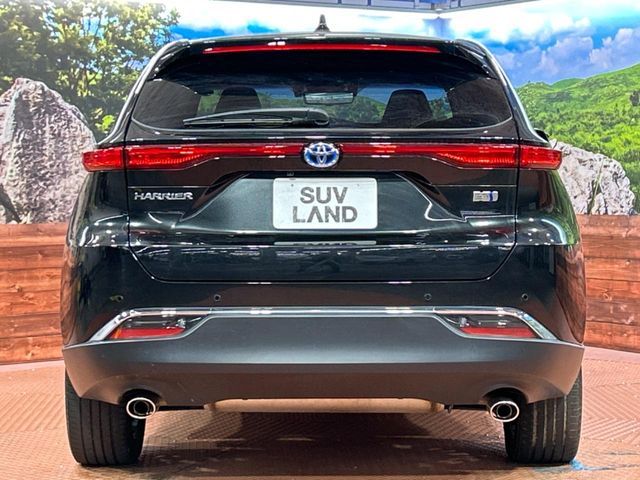 TOYOTA HARRIER HYBRID 2021