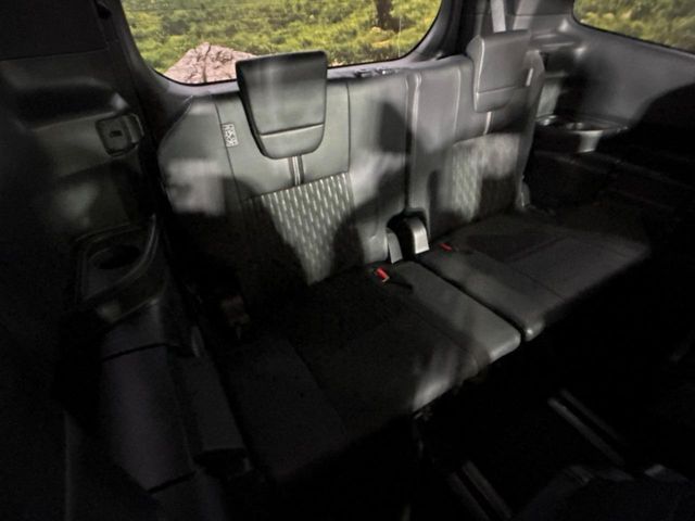 TOYOTA NOAH HYBRID 2023