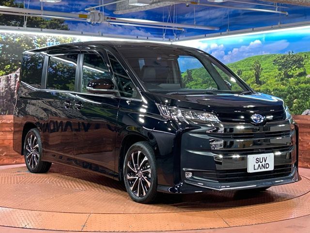 TOYOTA NOAH HYBRID 2023