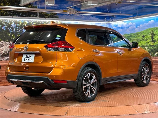 NISSAN X-TRAIL 2WD 2018