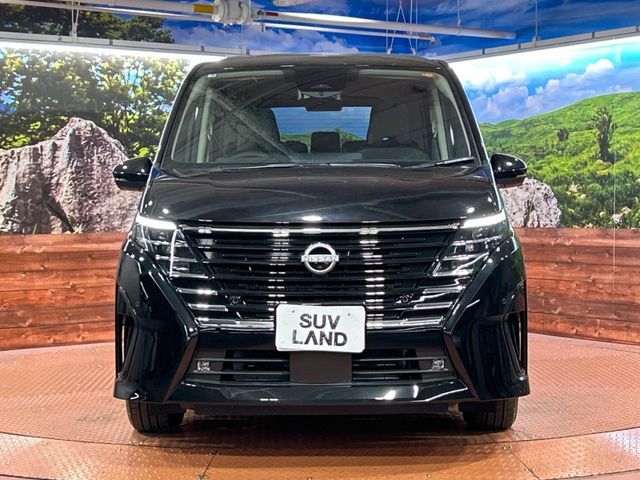 NISSAN SERENA  WG 2025