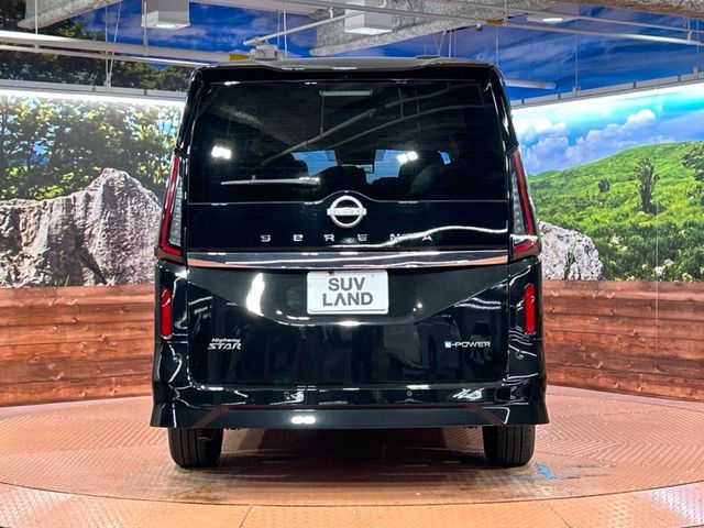 NISSAN SERENA  WG 2025