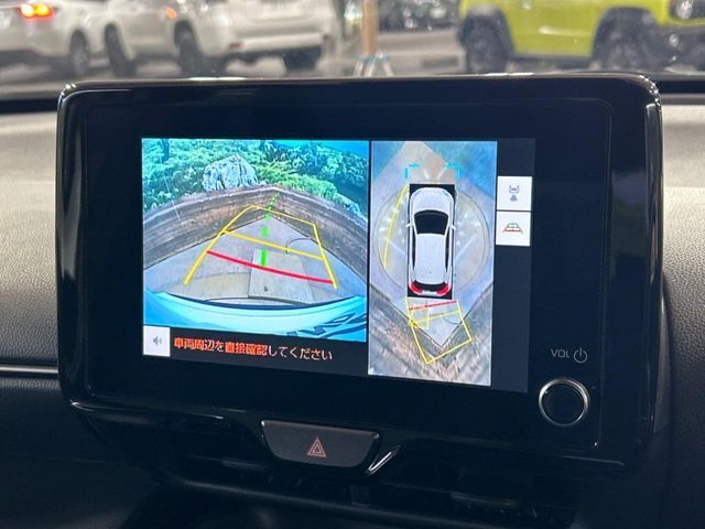 TOYOTA YARIS CROSS 2025