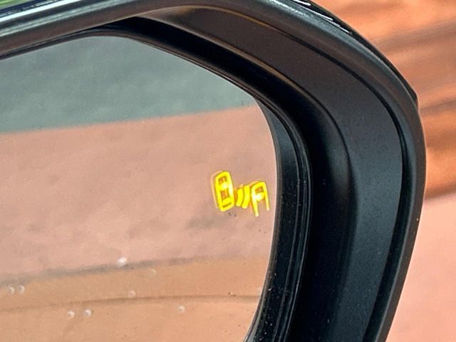 TOYOTA YARIS CROSS 2025