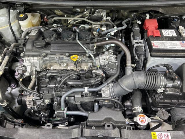 TOYOTA YARIS CROSS 2025