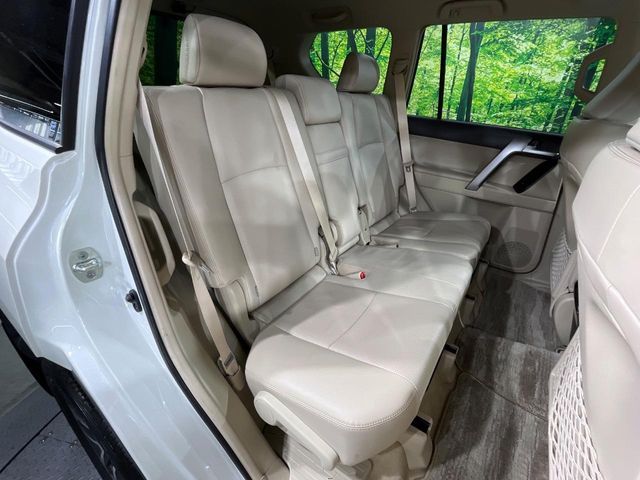 TOYOTA LANDCRUISER PRADO 2023