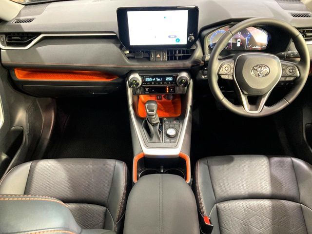 TOYOTA RAV4 4WD 2025