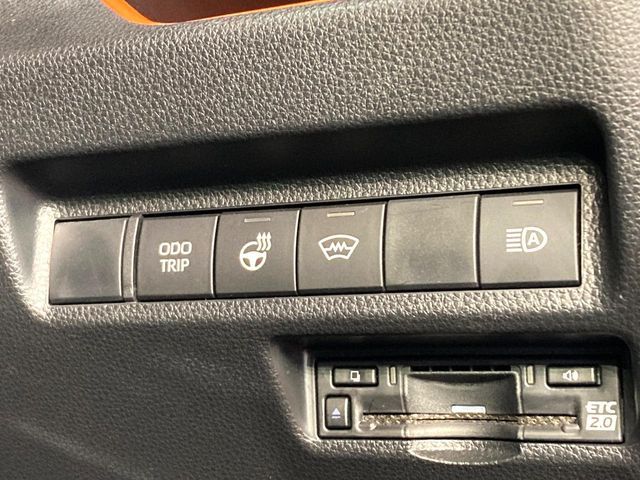 TOYOTA RAV4 4WD 2025