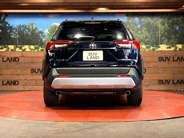 TOYOTA RAV4 4WD 2025