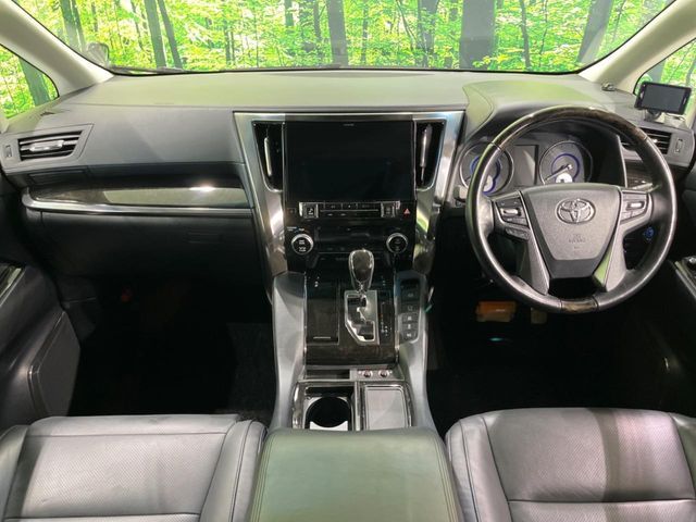 TOYOTA VELLFIRE  HYBRID 4WD 2017