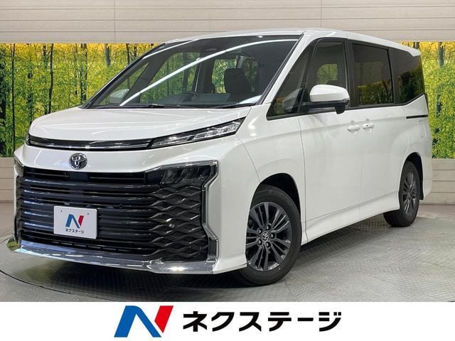 TOYOTA VOXY 2025