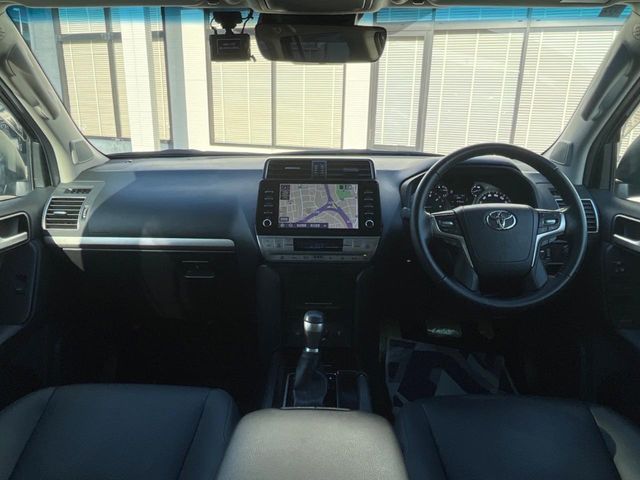 TOYOTA LANDCRUISER PRADO 2021