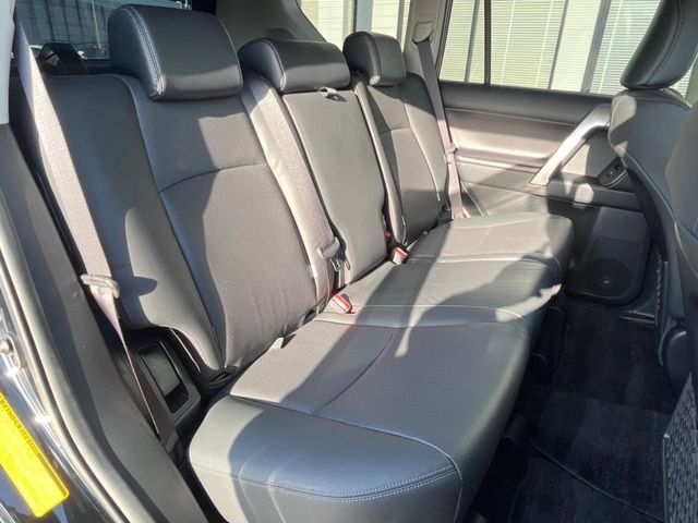 TOYOTA LANDCRUISER PRADO 2021