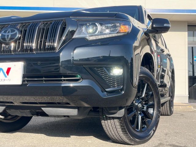 TOYOTA LANDCRUISER PRADO 2021