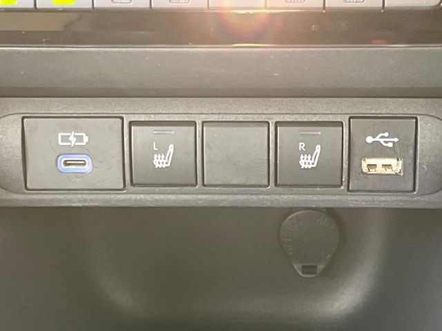 TOYOTA YARIS CROSS HYBRID 2023