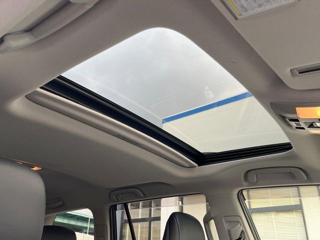 TOYOTA LANDCRUISER PRADO 2023