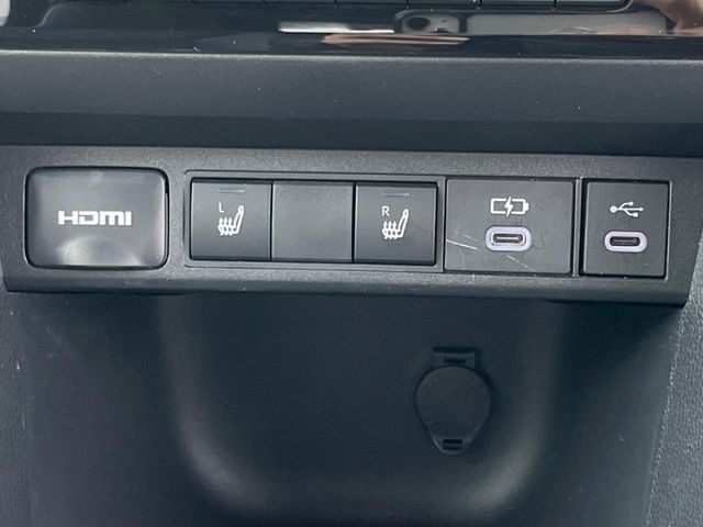 TOYOTA YARIS CROSS 2025