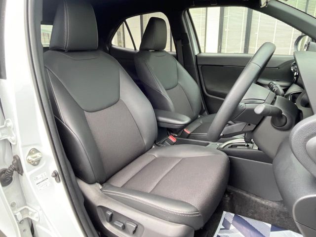 TOYOTA YARIS CROSS 2025