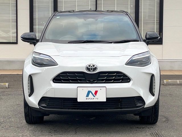 TOYOTA YARIS CROSS 2025