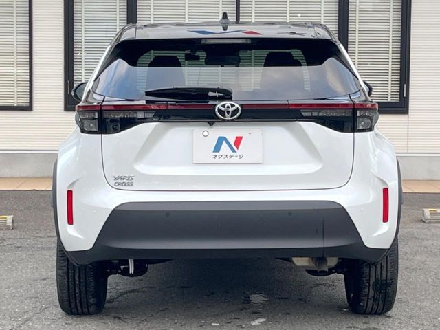 TOYOTA YARIS CROSS 2025