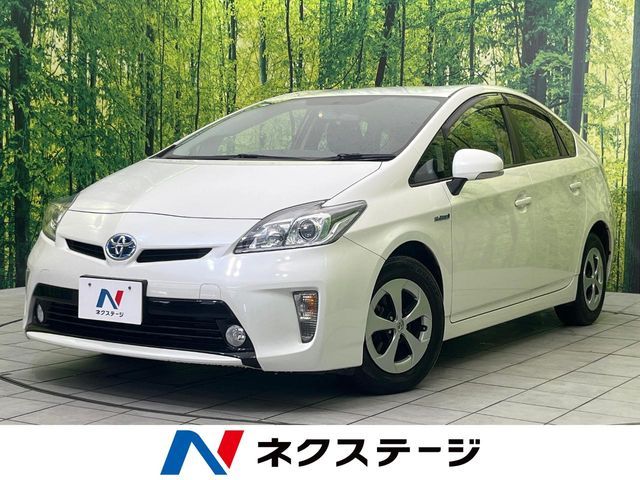 TOYOTA PRIUS 2014