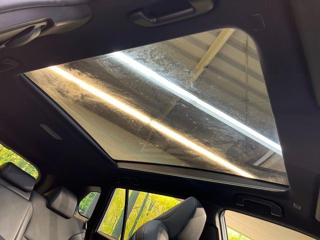 TOYOTA COROLLA CROSS HYBRID 2025