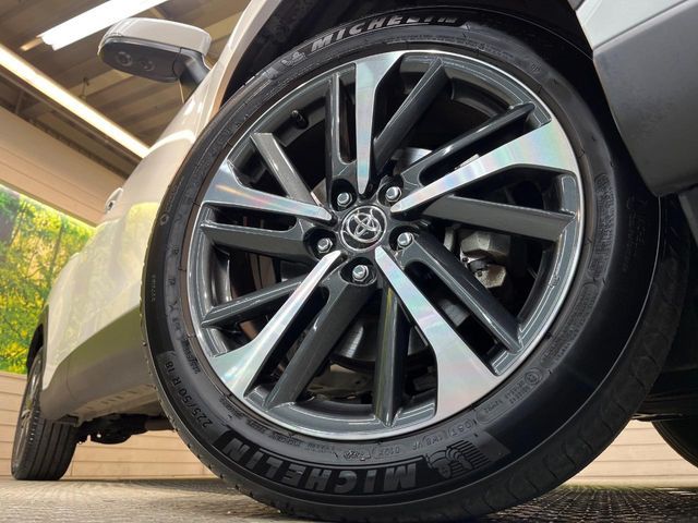 TOYOTA COROLLA CROSS HYBRID 2025