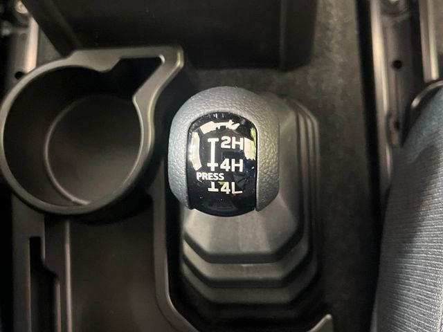 SUZUKI JIMNY SIERRA 2023