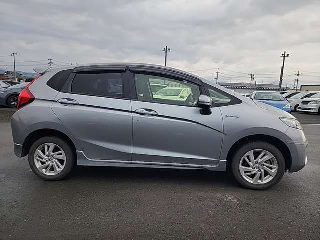 HONDA FIT HYBRID 4WD 2015