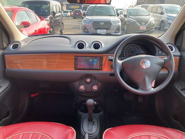 MITSUOKA VIEWT Hatchback 2019