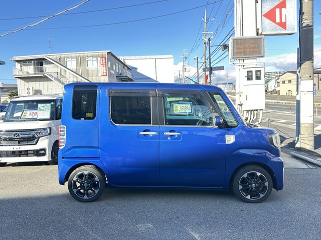 DAIHATSU WAKE 4WD 2015