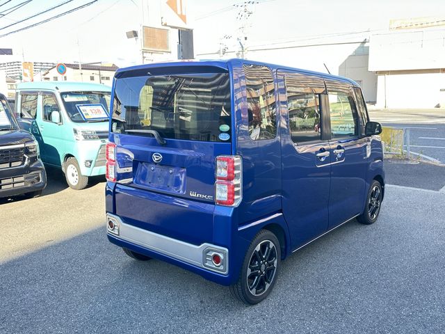 DAIHATSU WAKE 4WD 2015