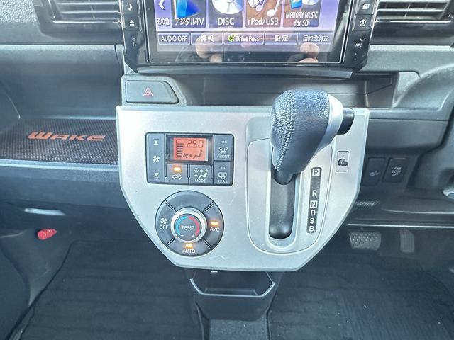 DAIHATSU WAKE 4WD 2015