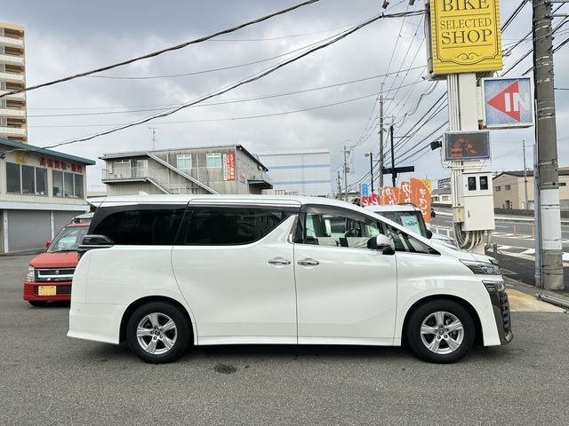 TOYOTA VELLFIRE 2018